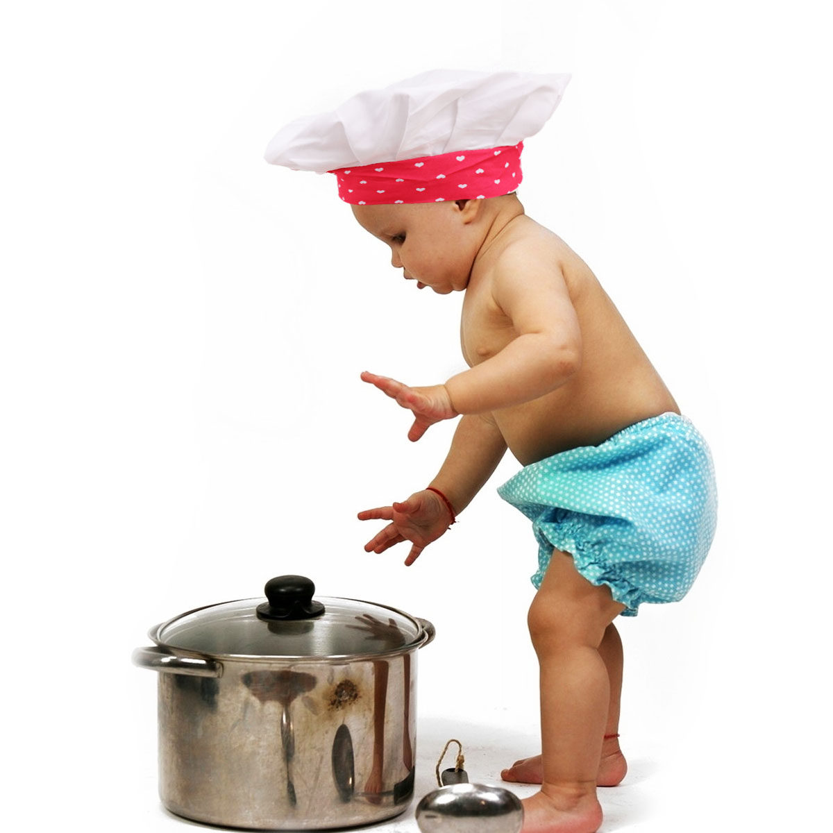 Kids Outdoor Grill Set - ชุดเชฟเด็ก 3 ชิ้น ผ้าฝ้าย ชุดผ้ากันเปื้อนเชฟ ลายหัวใจสีแดง