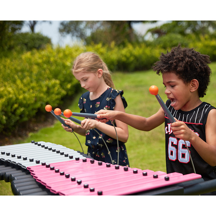เครื่องเล่นดนตรีสำหรับเด็ก อุป - Kids Outdoor Playground บทวิจารณ์และราคา